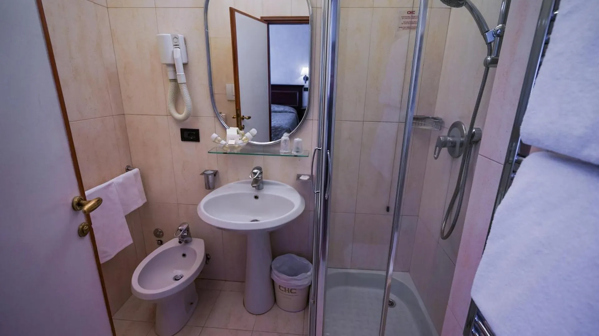 Hotel Carlton Capri Venise 3*,  Italie